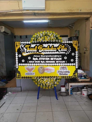 Papan Bunga di Karang Anyar